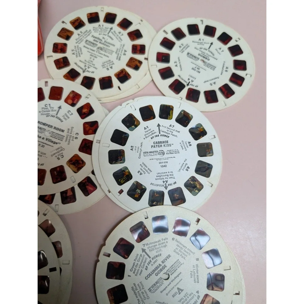 Vtg View-Master 3D Viewer 21 Movie Reels Disney Romper Room Cabbage Patch Bambi